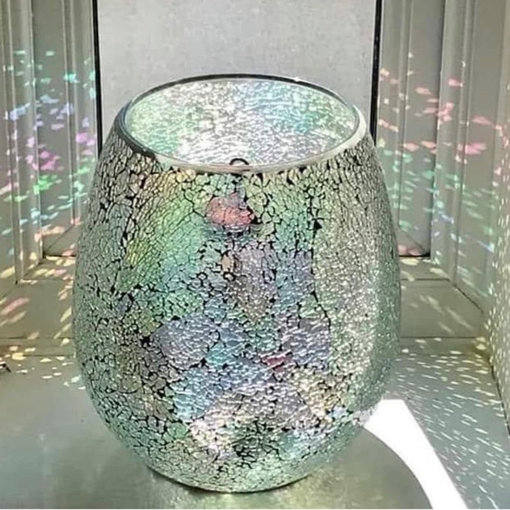 PartyLite Iridescent Azure Hurricane NEW IN BOX, P92997.